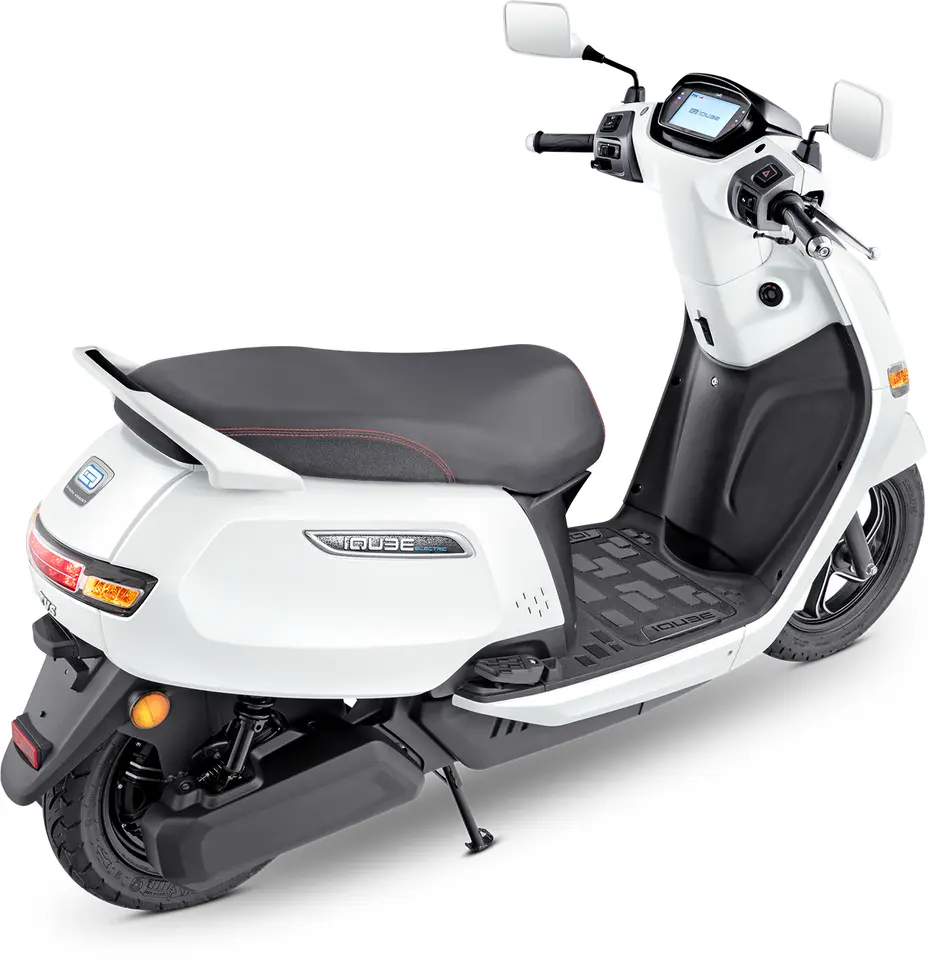 tvs electric scooter iqube